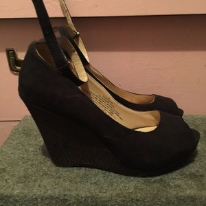 Women’s wedge heels